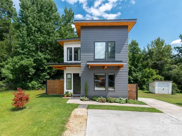 1498 Robinwood Rd, Gastonia, NC 28054