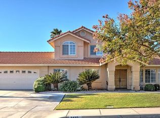 2425 W Via Bello Dr, Rialto, CA 92377