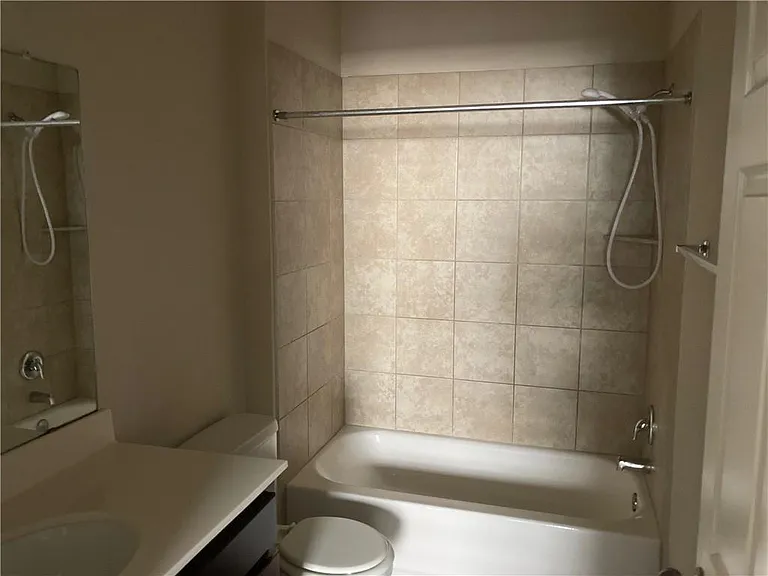 480 Triumph Rd — Photo 23