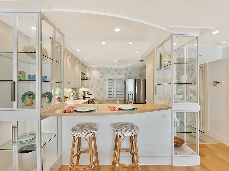 600 Riomar Dr #16 — Photo 7