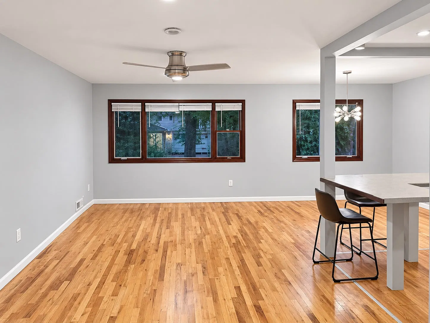 3 bed, $2,500 — Photo 2
