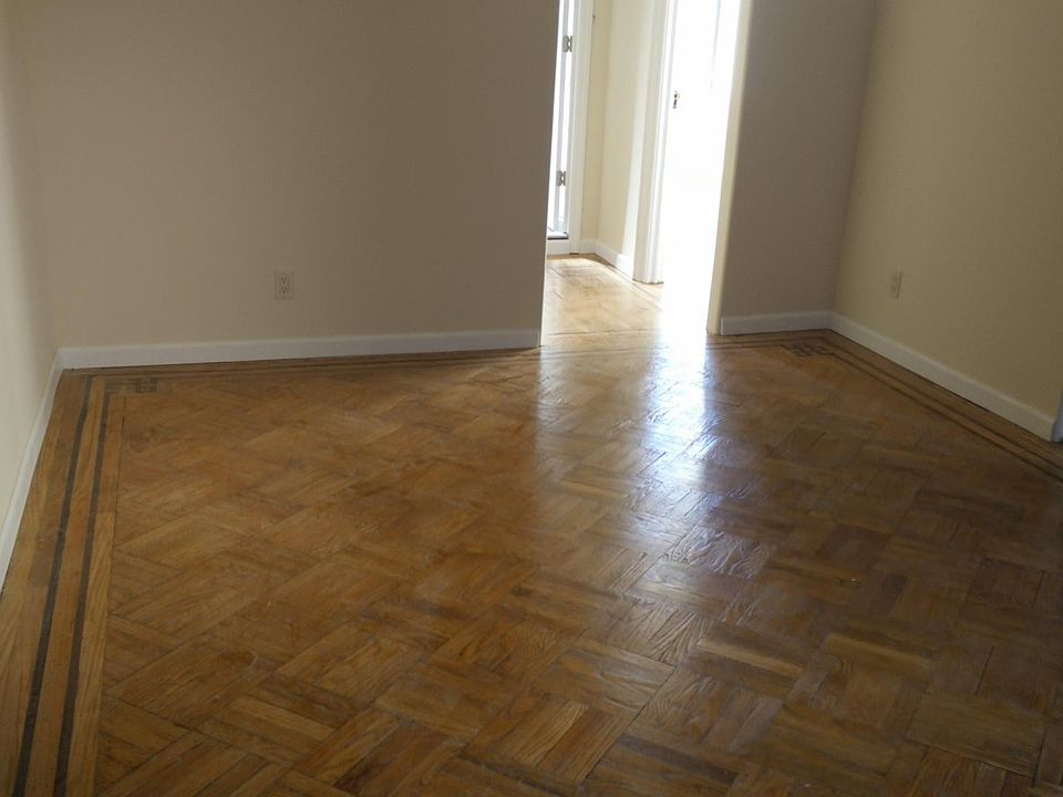 1st image of 6924 8th Ave