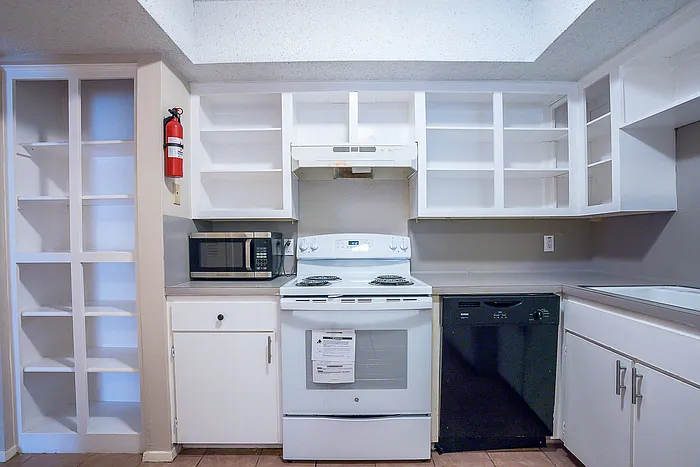 9104 Quail Creek Dr #B — Photo 9