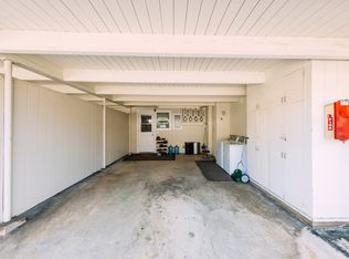 1244 Hunakai St #11, Honolulu, HI 96816