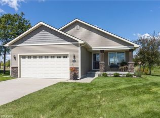 9185 Linden Dr, West Des Moines, IA 50266