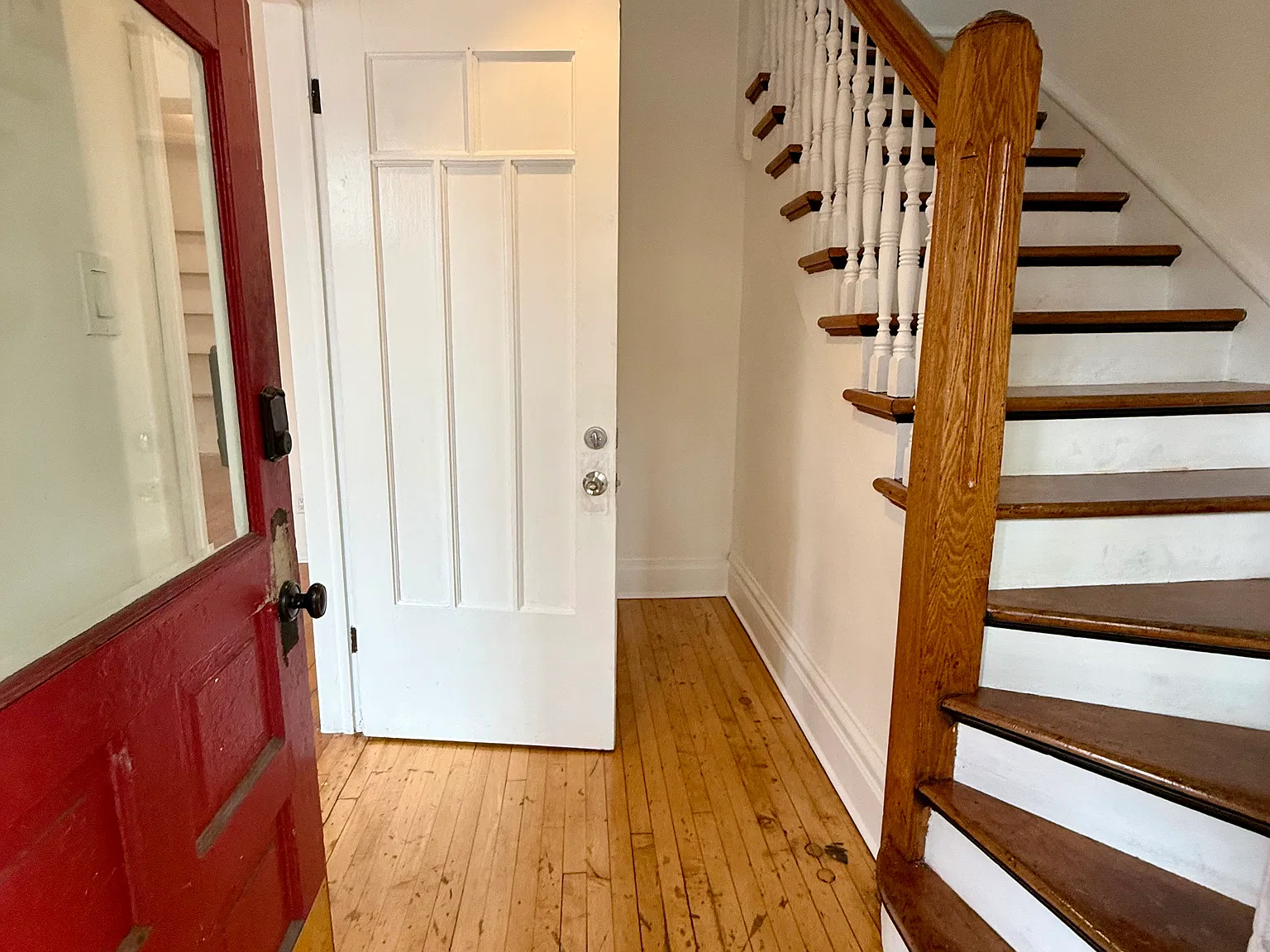 2 bed, $2,400 — Photo 2