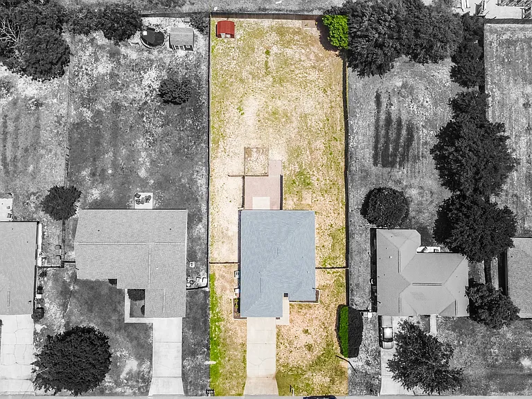 2104 Frontera St — Photo 4