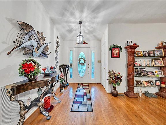 3rd image of 4641 Nevis Dr