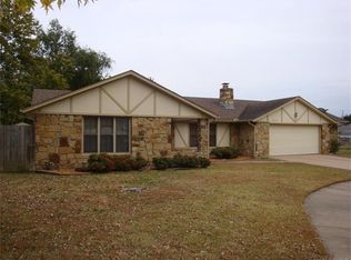 1942 Limestone Rd, Bartlesville, OK 74006