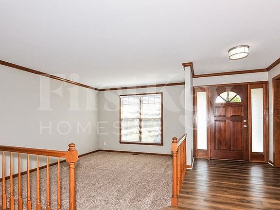 5th image of 9777 Gerald Dr