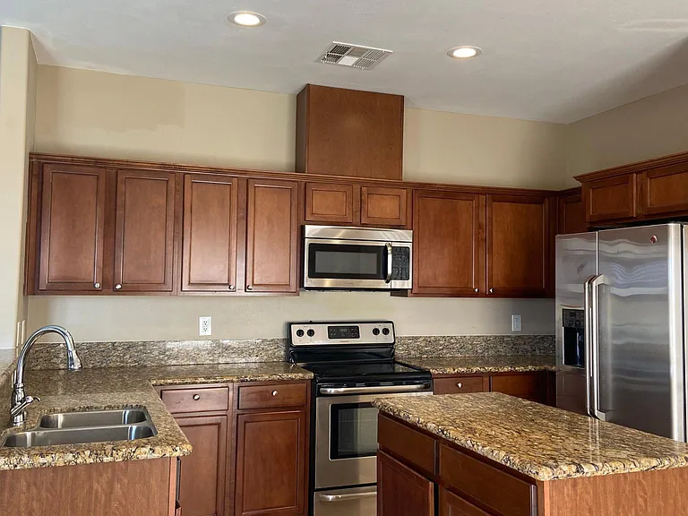 1317 Garfield Ave — Photo 22