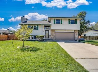 11009 W Shade Cir, Wichita, KS 67212