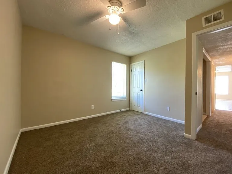 5378 Clinchport Cir — Photo 6