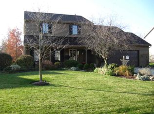 8917 Dunmore Ln, Fort Wayne, IN 46804