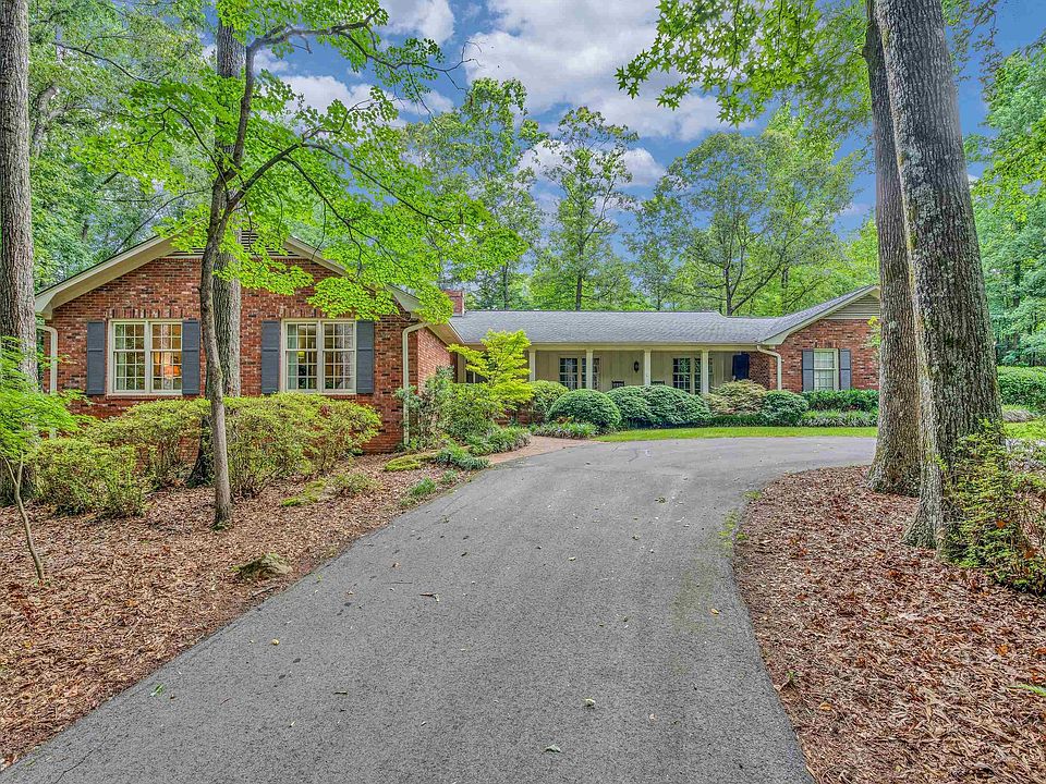 1st image of 28 Rocky Creek Ln