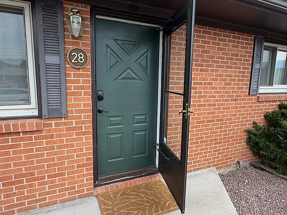 2nd image of 28 Oak St
