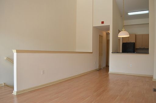 3rd image of 2 Leverington Ave Penthouse 17