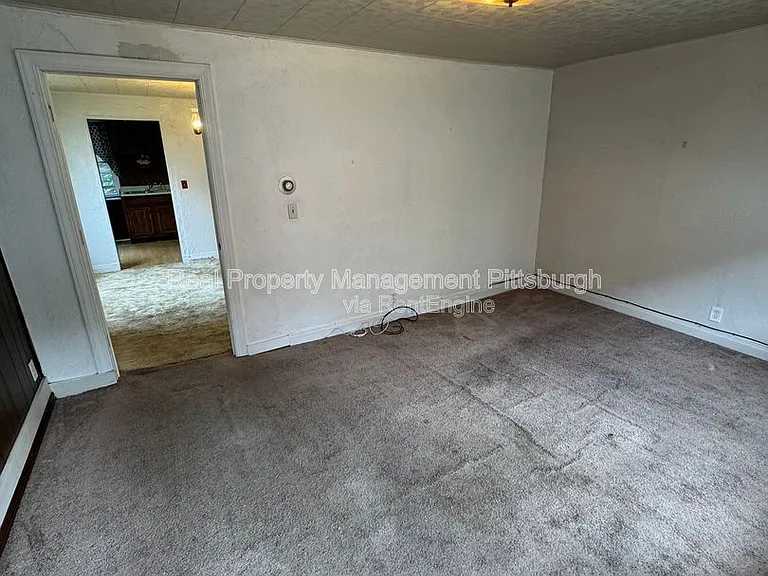 2812 Edwards Way — Photo 1