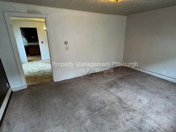 2812 Edwards Way, Pittsburgh, PA 15203
