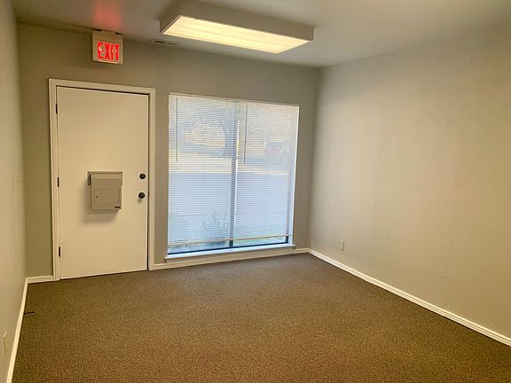 3rd image of 601 N Kelly Ave Ste 105
