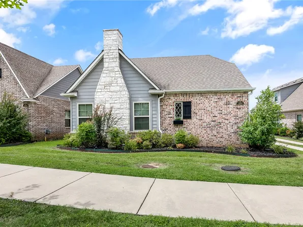 389 N Mountain Ranch Blvd, Fayetteville, AR 72704