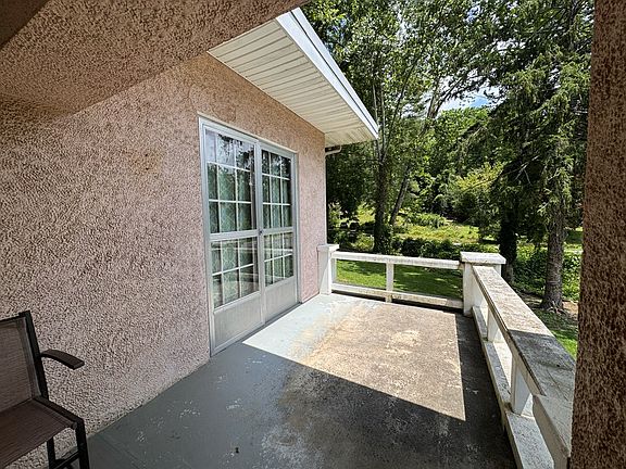 4th image of 2481 Saltville Hwy