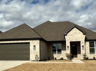 4890 N Parley Bnd, Fayetteville, AR 72764