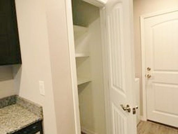 5th image of 2608 E 14th St #B