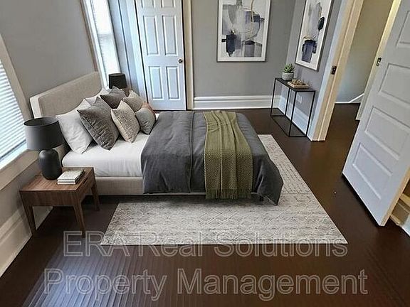 4th image of 80 Warren Ave