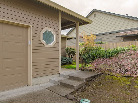 2nd image of 12436 SW Winter Lake Dr