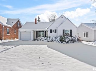 1532 W Edwards St, Springfield, IL 62704