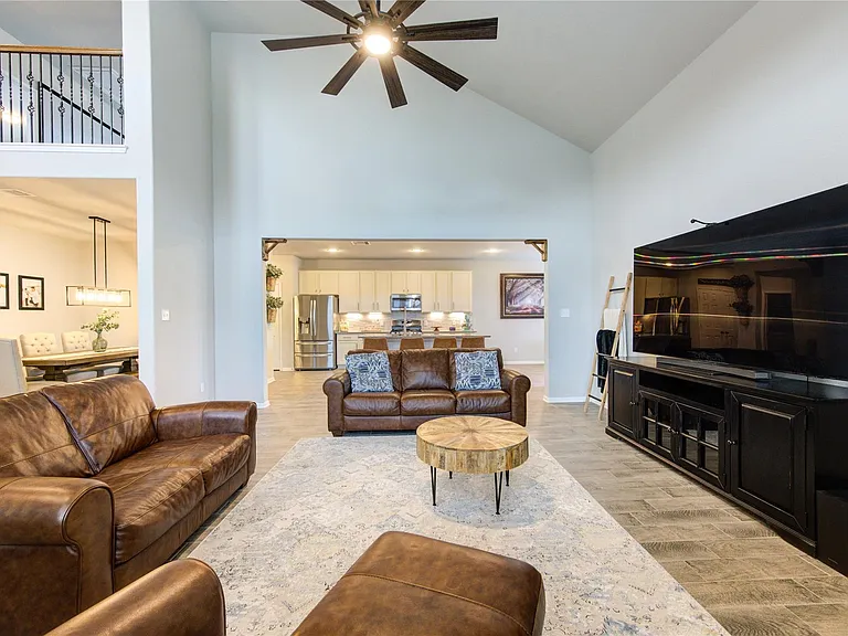 5439 Rustic Ruby Dr — Photo 18