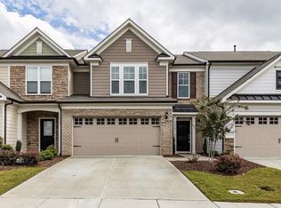 1018 Mirbeck Ln, Durham, NC 27713