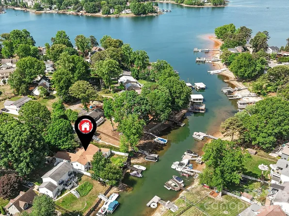 21200 Rio Oro Dr, Cornelius, NC 28031