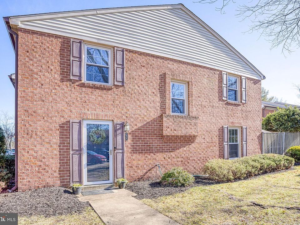1st image of 5625 Independence Cir