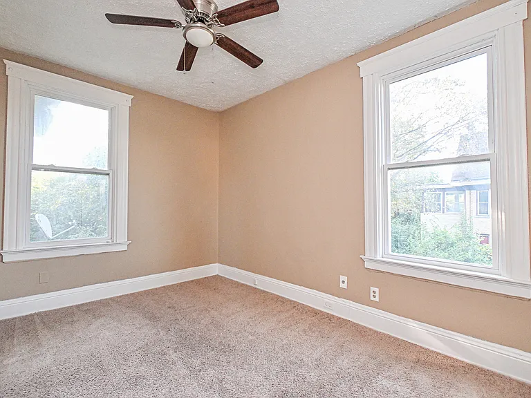 962 Hawthorne Ave #2 — Photo 20