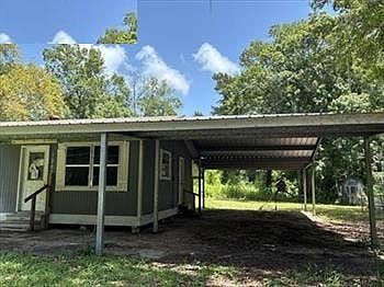 3rd image of 1267 Bayou Portage Rd