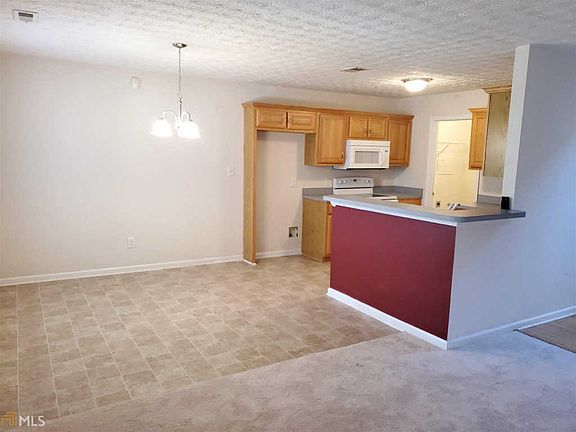 5th image of 58 New Hope Dr