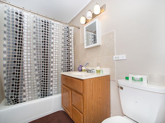 4th image of 4300 W Ford City Dr APT 706