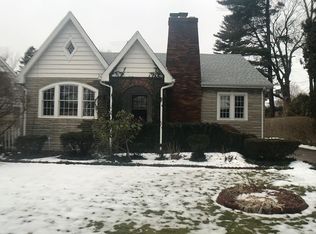 19530 Paxson Dr N, South Bend, IN 46637