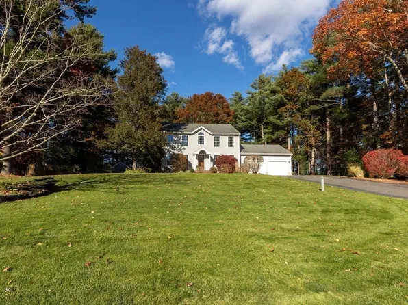 20 Johnson Dr, Lakeville, MA 02347