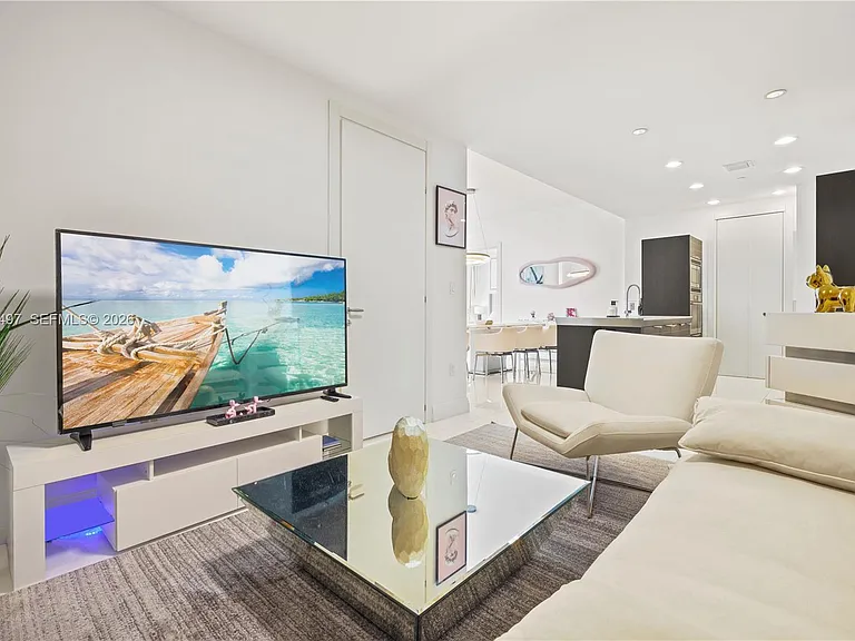 200 Biscayne Boulevard Way #5009 — Photo 23