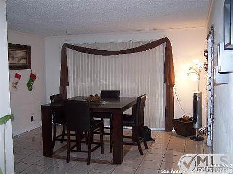 4th image of 3411 Kildare Ave
