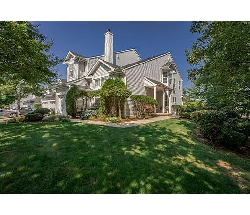 41 Vandeventer Ct photo 1