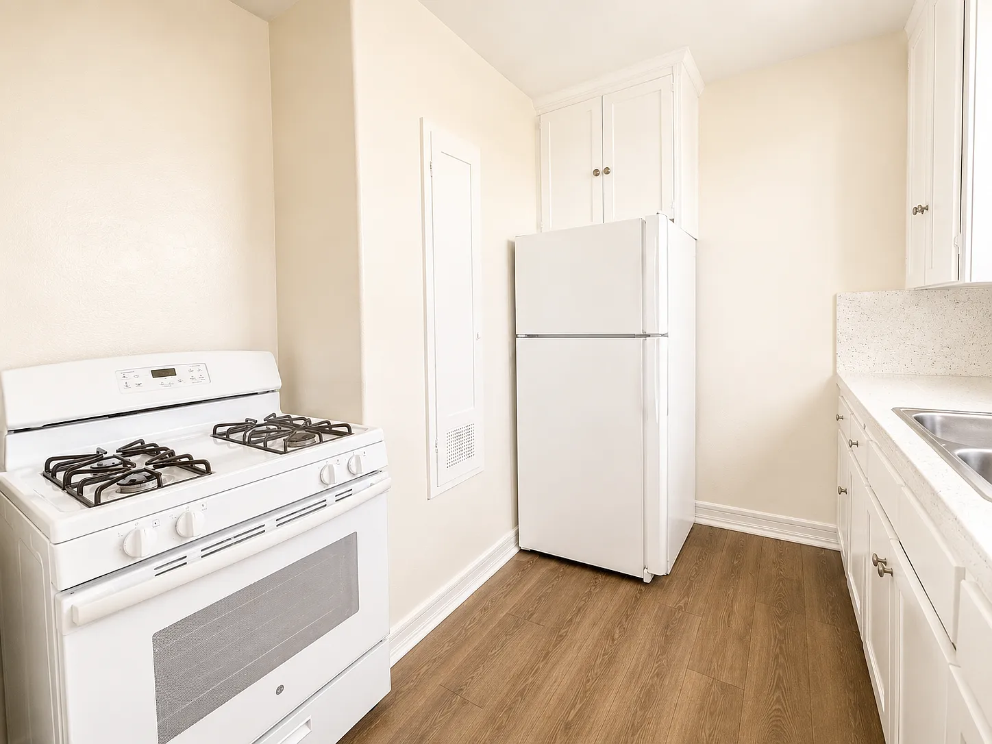 1 bed, 550 sqft, $1,890 — Photo 4