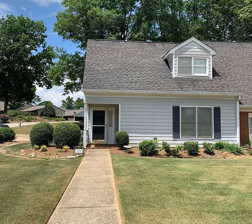 1st image of 200 Old Mill Dr