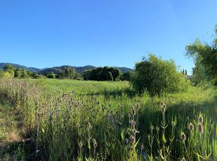 Orchard Home Dr, Medford, OR 97501