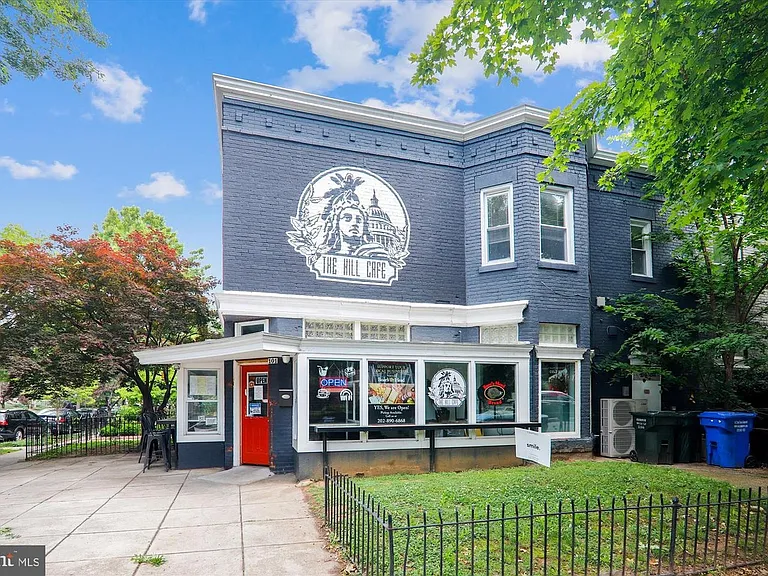 1760 E St NE — Photo 46