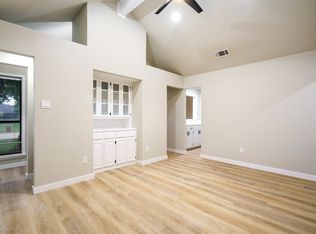 1202 Bayshore Dr, Rockwall, TX 75087
