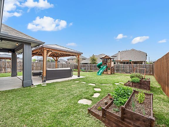 5th image of 3212 Silver Chase Ln